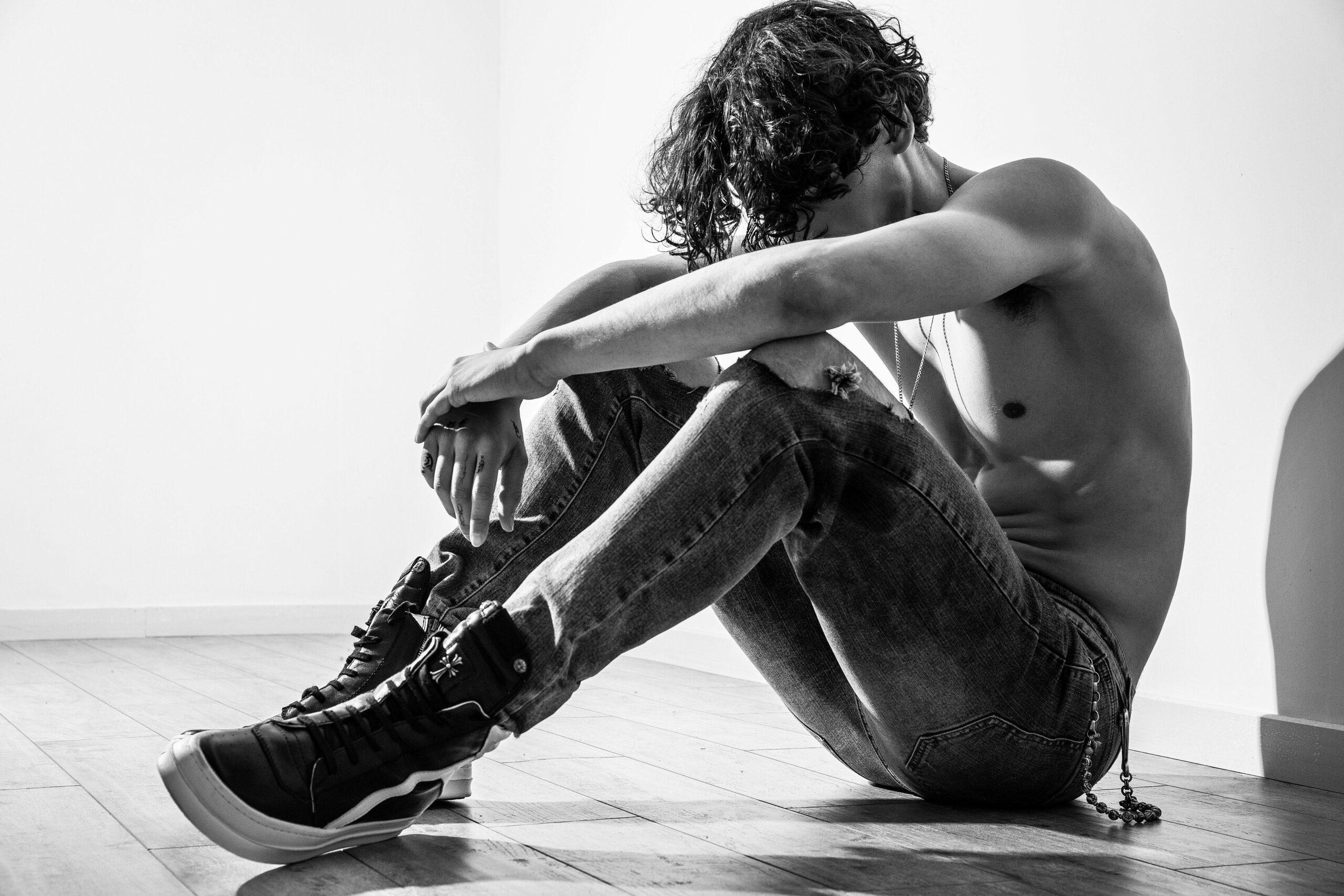 On BDSM Gay Boy different chat you can chat about everything from spanking bodage to slave ownership. You can also choose the BDSM chat if you just want to chat about anything and find a friend.